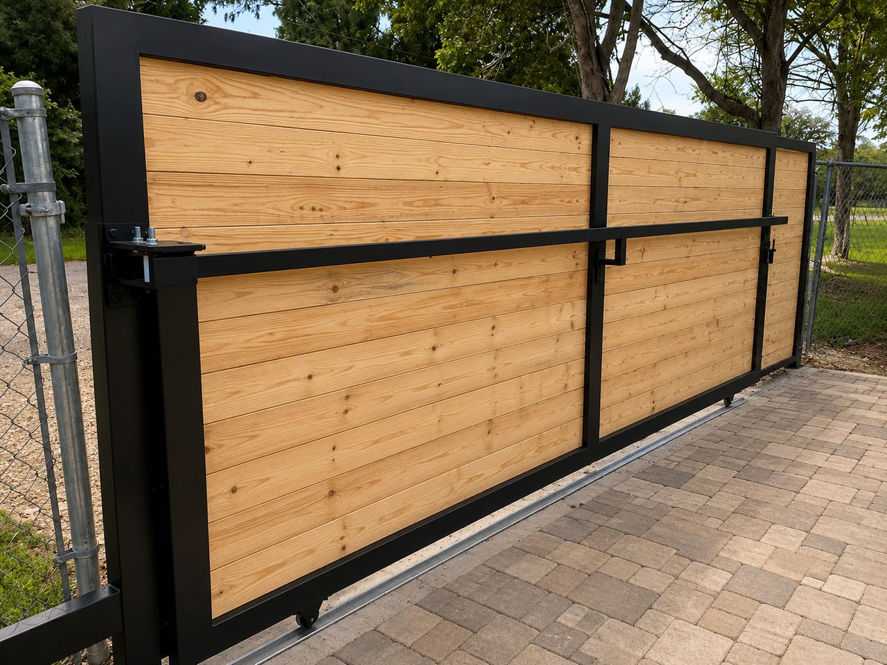 Sliding Gates project image 13